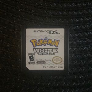 Pokemon White Nintendo DS